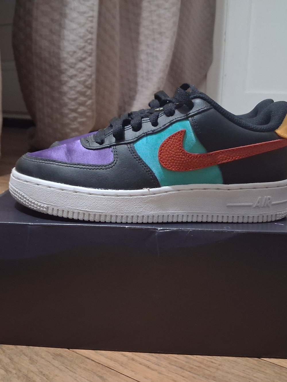 Nike Air Force 1 Low LV8 EMB NBA WNBA 75th Anniversary GS Size 5Y / Women’s 6.5